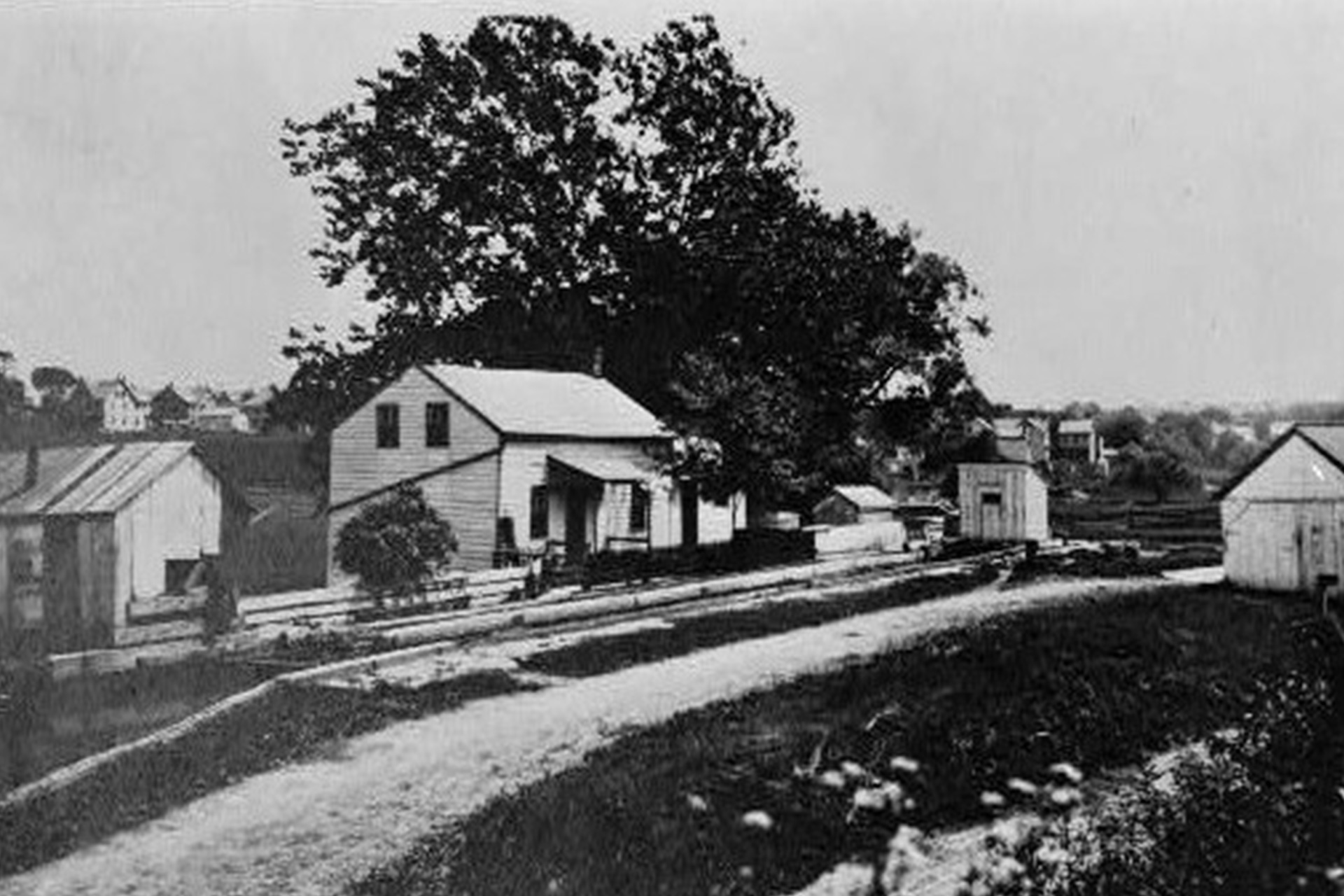 Green's Bridge: Lock 8 West in Lopatcong Twp. The tender's house still sits by itself on Lock Street.