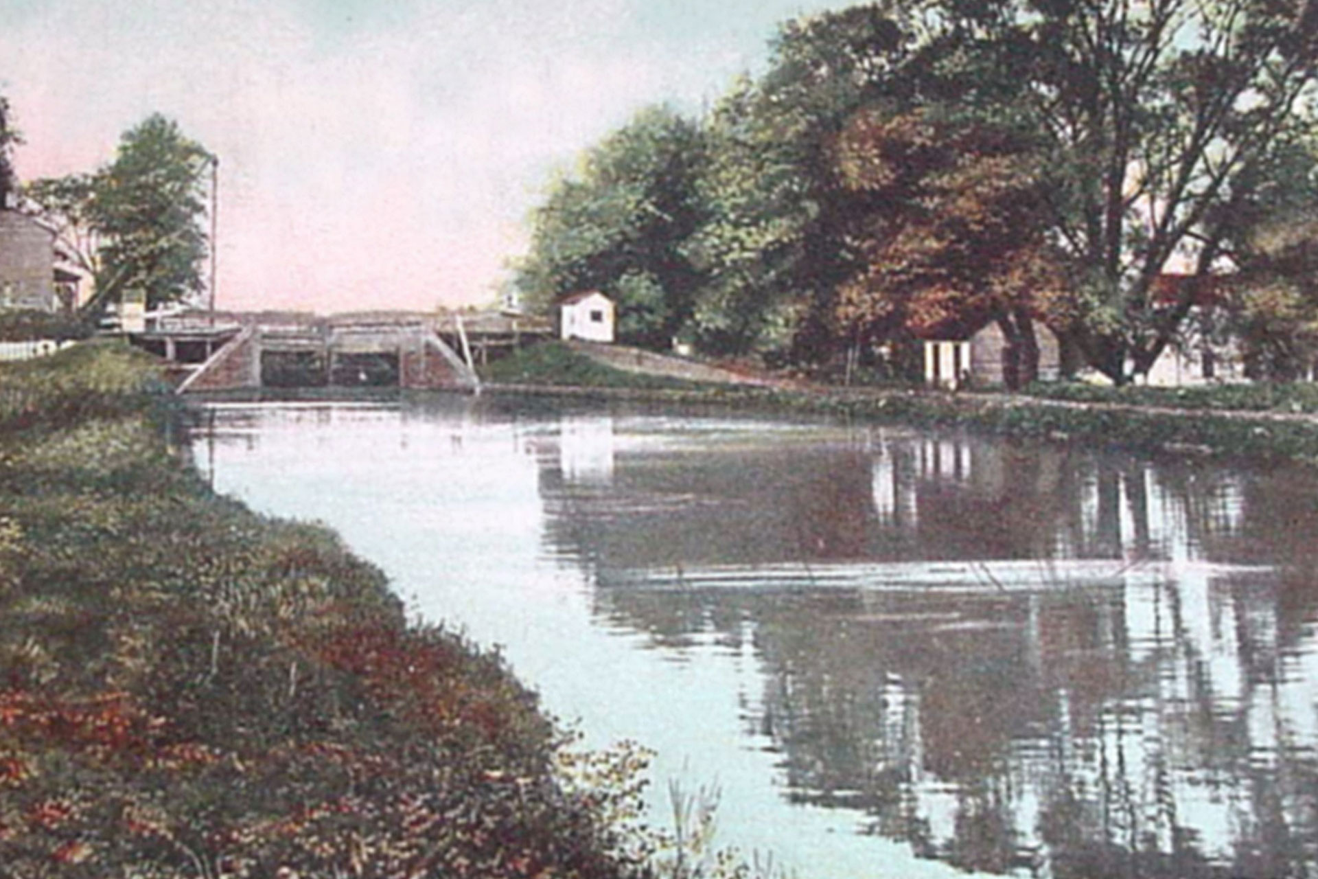 Lock 10, also known as ‘Ten Mile Lock’ was located west of South Bound Brook, approximately 10 miles from the eastern terminus.