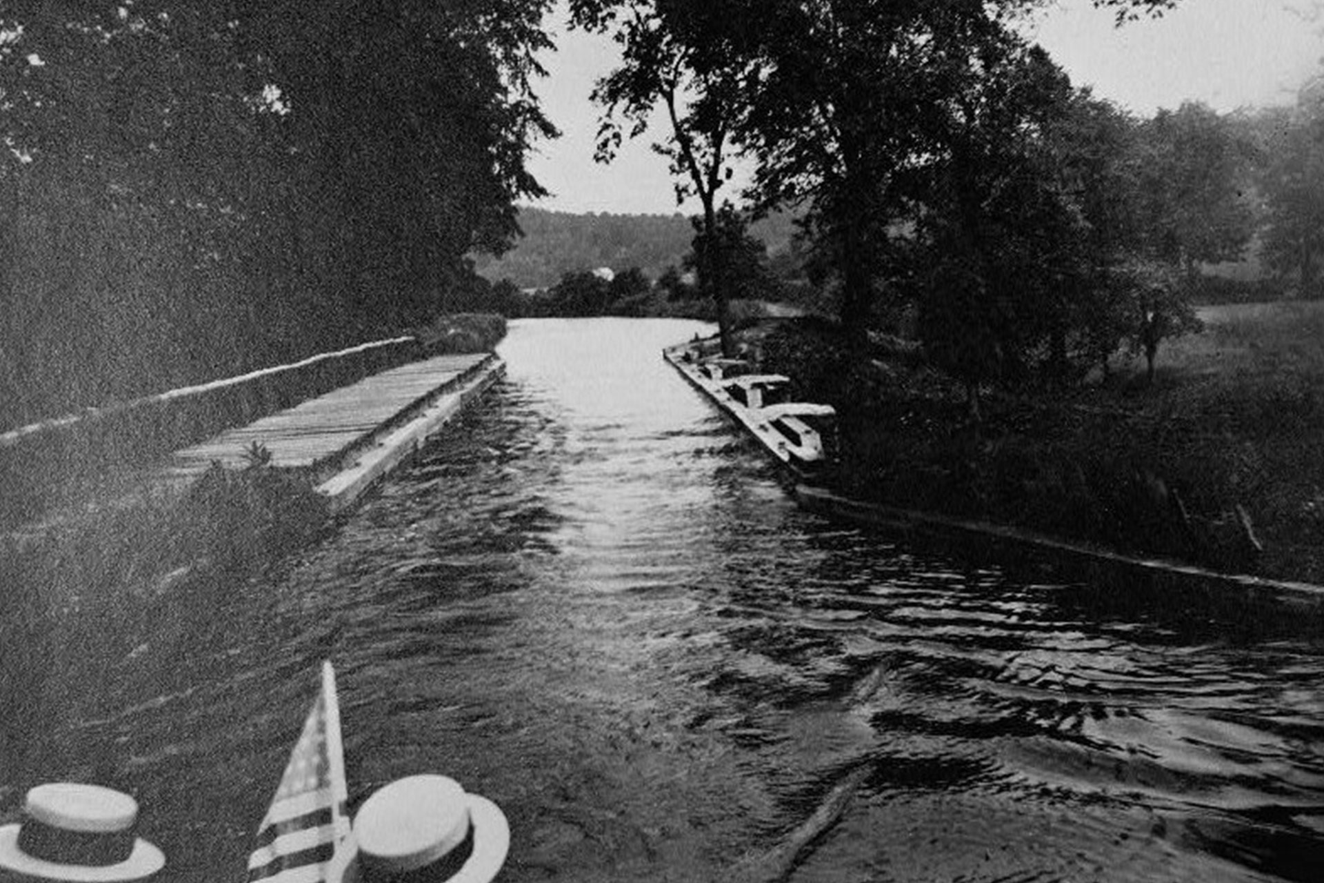 Just east of Peer’s store in Denville, an aqueduct crossed the Rockaway River.